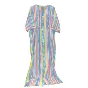 Collection ETC. vtg lounge robe embroidered.vtg 90’s